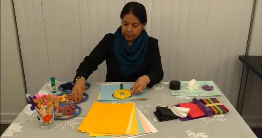 Making flowers - Spring time